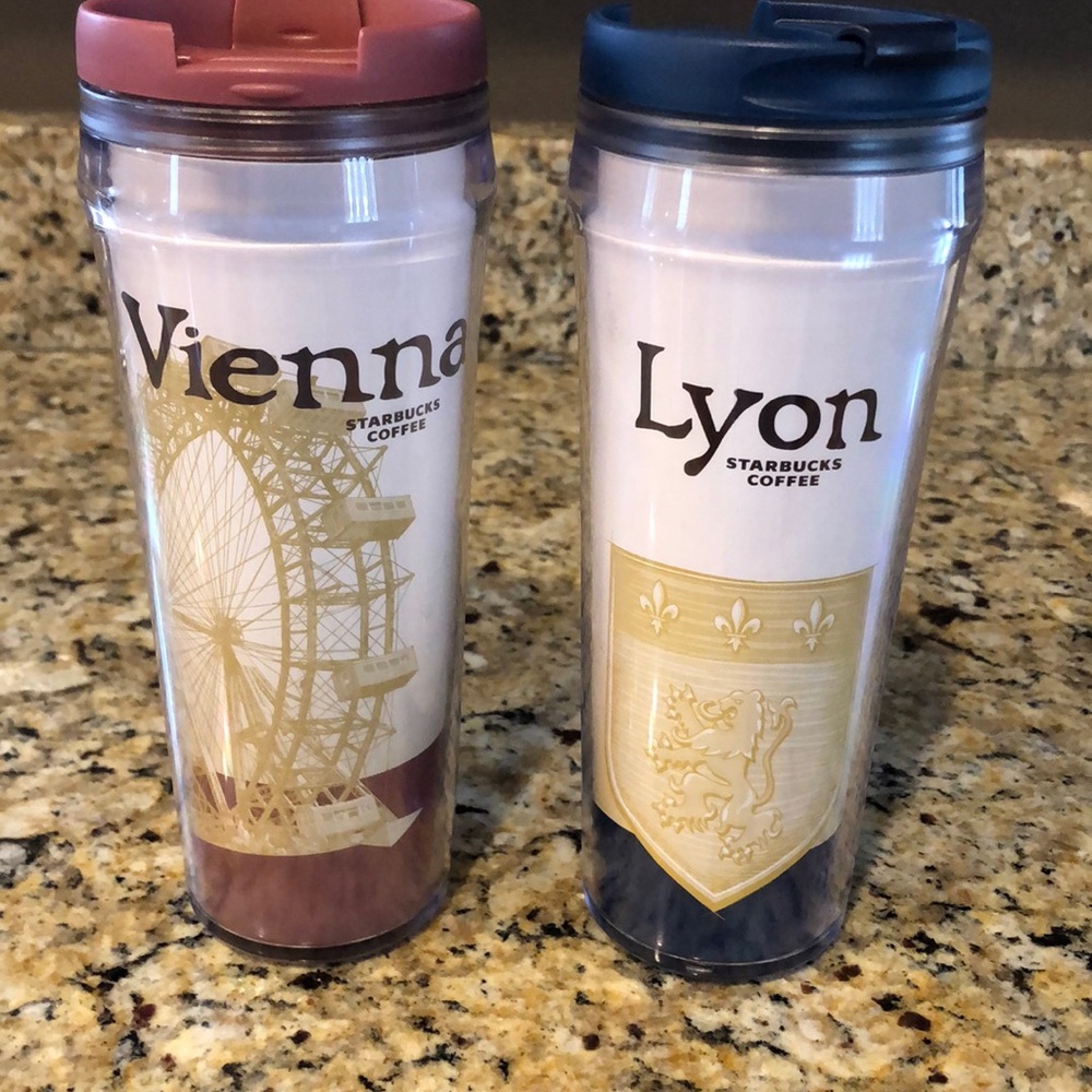 Starbucks Tavel mugs